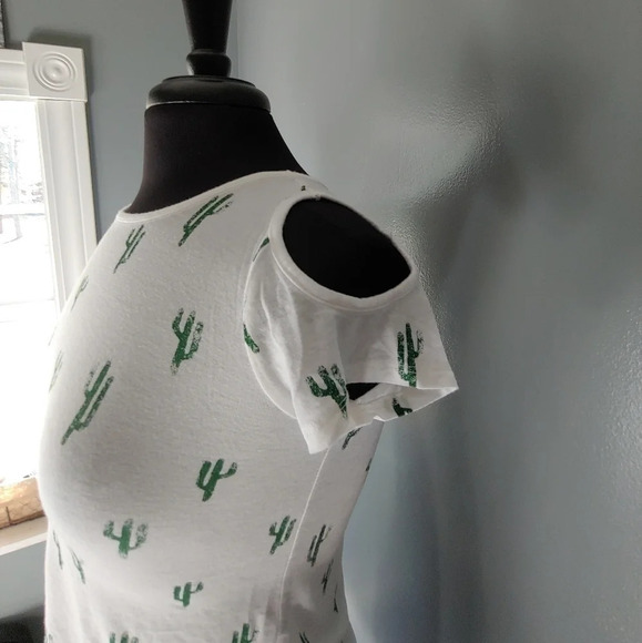 Grayson Social Cold Shoulder Cactus Tee - Picture 3 of 5